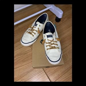 sperry seacoast ivory canvas shoe